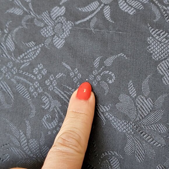 Vintage Ralph Lauren Silk Scarf 34 x 34 Square Jacquard Floral Paisley Black Red - Picture 5 of 7